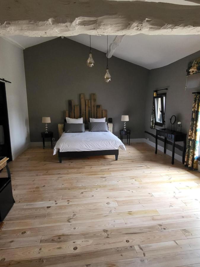 Au Clos Des Dely - Chambre D Hotes "Reference" Climatisee Mareuil (Charente) Exterior foto
