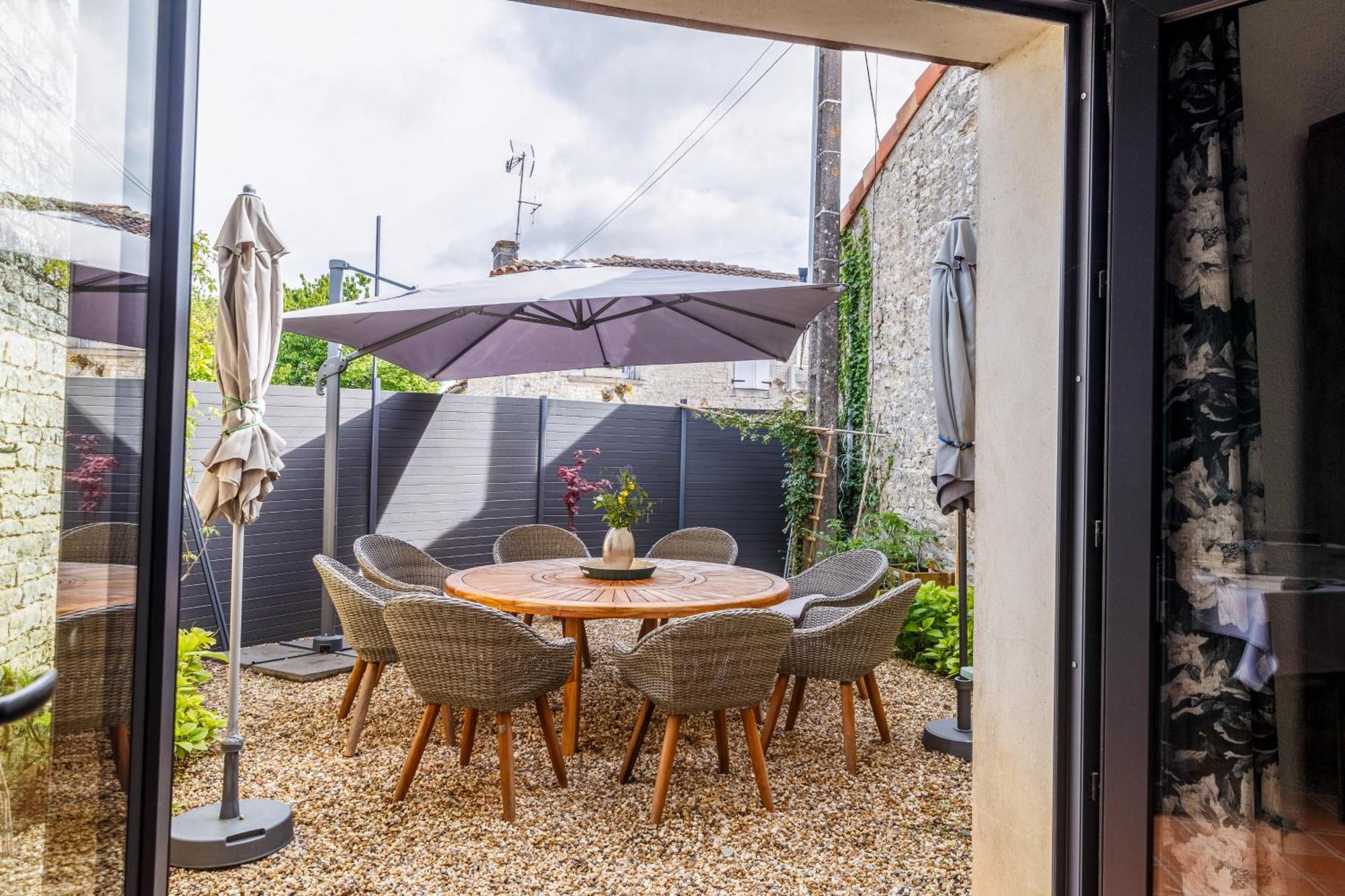 Au Clos Des Dely - Chambre D Hotes "Reference" Climatisee Mareuil (Charente) Exterior foto